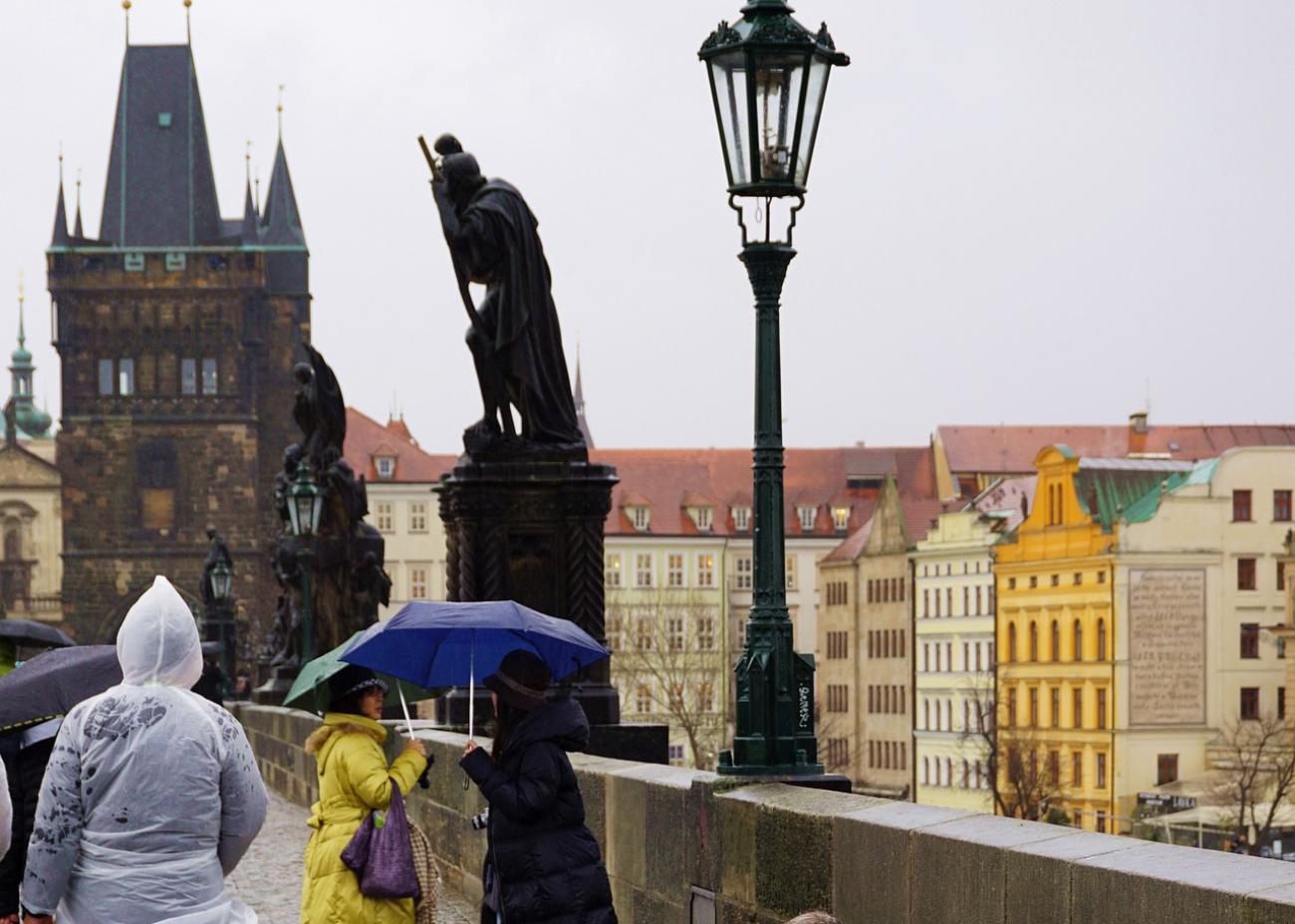 Prag bei Regen: Indoor-Aktivitäten und Museen